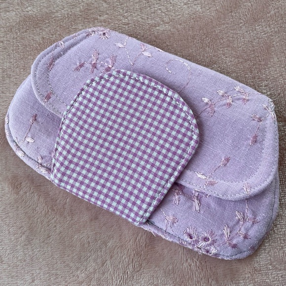 Handmade Wallet Patchwork Cottagecore Lilac and Pink Floral Gingham Embroidered - Picture 7 of 11